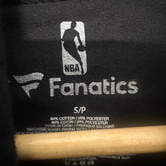 Fanatics Chicago Bulls men’s small black hoodie. Could fit up to women’s medium - Picture 4 of 7